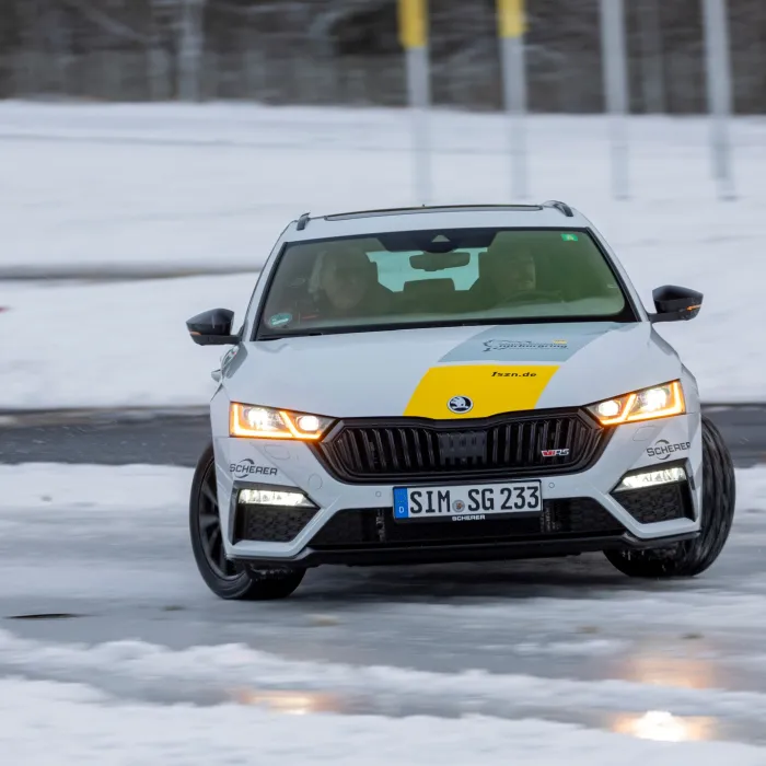 Unser PKW Intensivtraining macht richtig viel Spaß und ist für jeden Autofahrer geeignet.

Im Traini