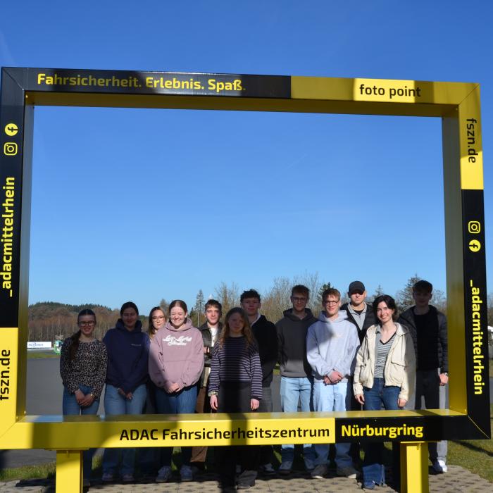 ADAC; PKW Training Young Drivers only; 07.04.2026